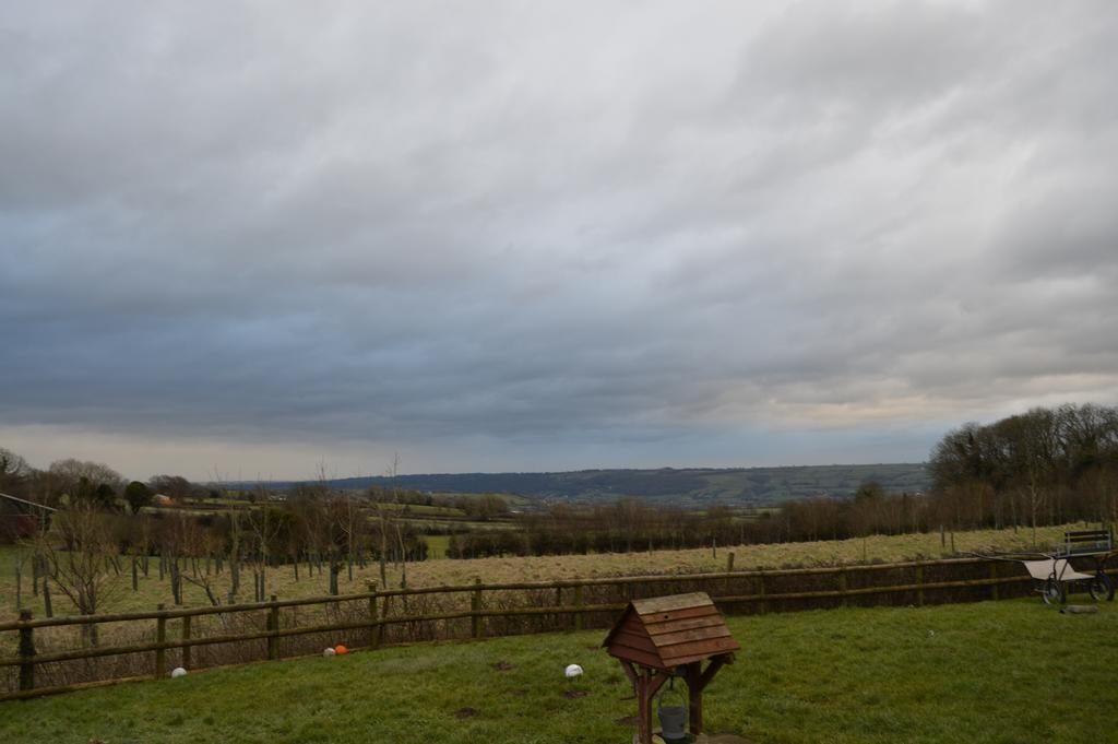 Worship Farm Accommodation Redhill  Экстерьер фото